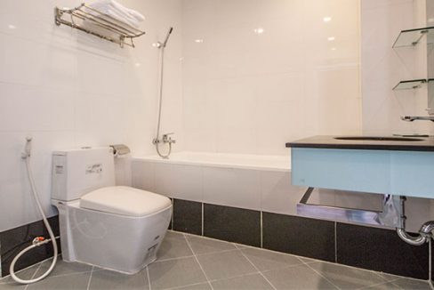 1-Bedroom-Apartment-For-Rent-In-Beong-Keng-Kang-I-Balcony (11)