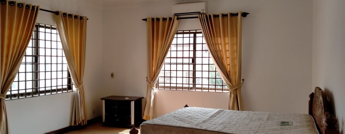 Five Bedrooms Villa in the Residential Area for rent in Toul Kork (12)