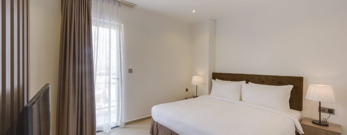 Gym & Swimming pool 3 bedrooms Apartment for Rent in BKK2 (13)