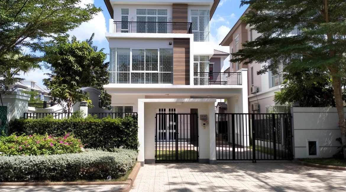 Twin Villa for Sale in Borey Peng Huoth along National Road 1 (0)