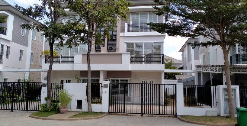 Twin Villa for Sale in Borey Peng Huoth along National Road 1 (1)