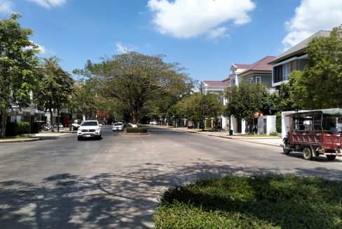 Twin Villa for Sale in Borey Peng Huoth along National Road 1 (1)