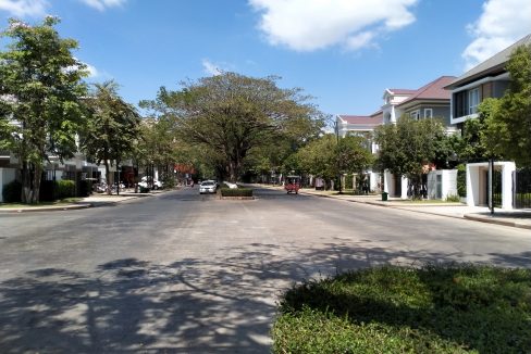 Twin Villa for Sale in Borey Peng Huoth along National Road 1 (2)