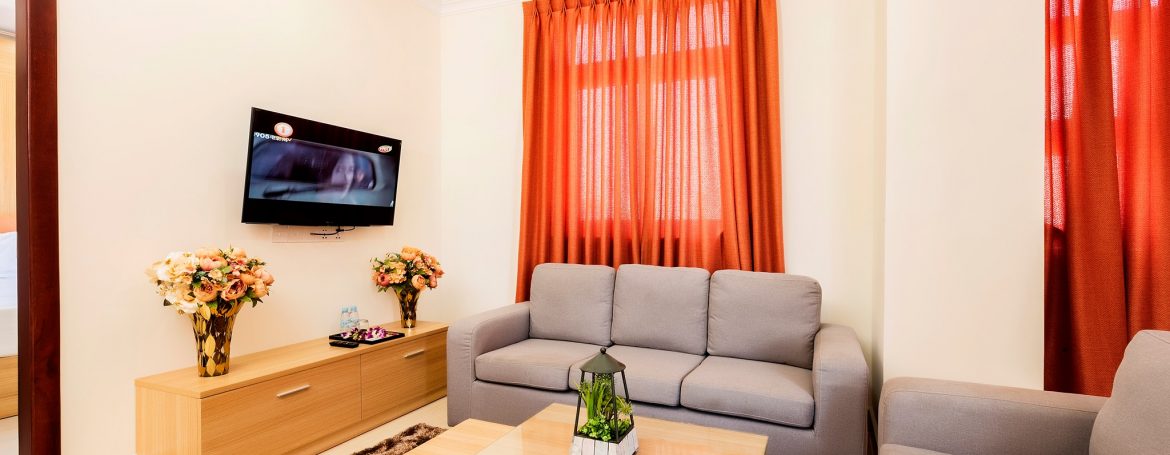 Comfortable 2 Bedroom Apartment for Rent in Toul Tom Pong I Area (2)