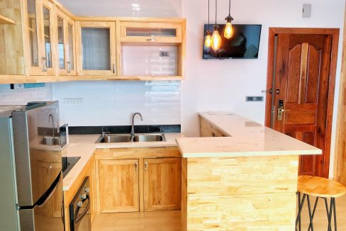 Comfortable 2 Bedrooms Apartment for Rent in Beoung Trabek Area (3)