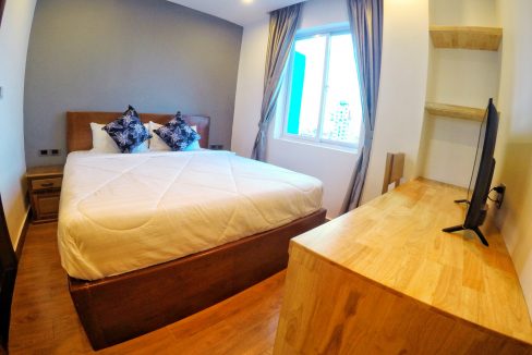 Comfortable 2 Bedrooms Apartment for Rent in Beoung Trabek Area (7)