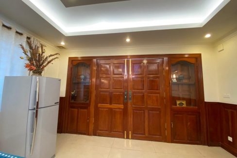 Corner Villa for Sale in Preak Ang (15)