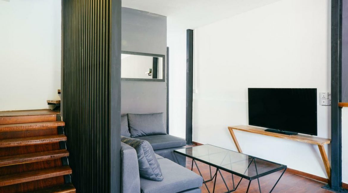 Duplex 3 Bedrooms Apartment for Rent in Tonle Bassac (1)