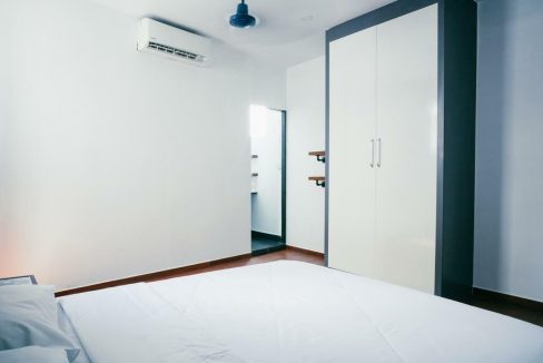 Duplex 3 Bedrooms Apartment for Rent in Tonle Bassac (5)
