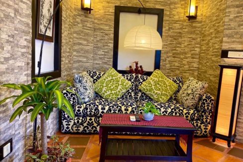 Two Bedrooms Great Design Apartment for Rent in Daun Penh near Royal Palace (3)