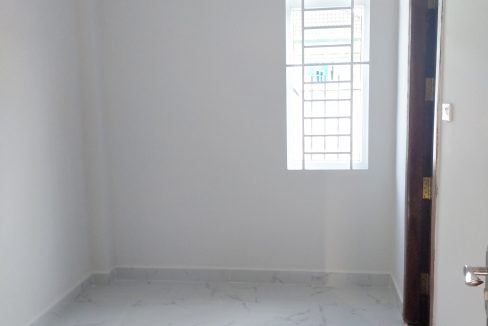 Brand New 3 Bedrooms Villa for Sale in Battambang (13)