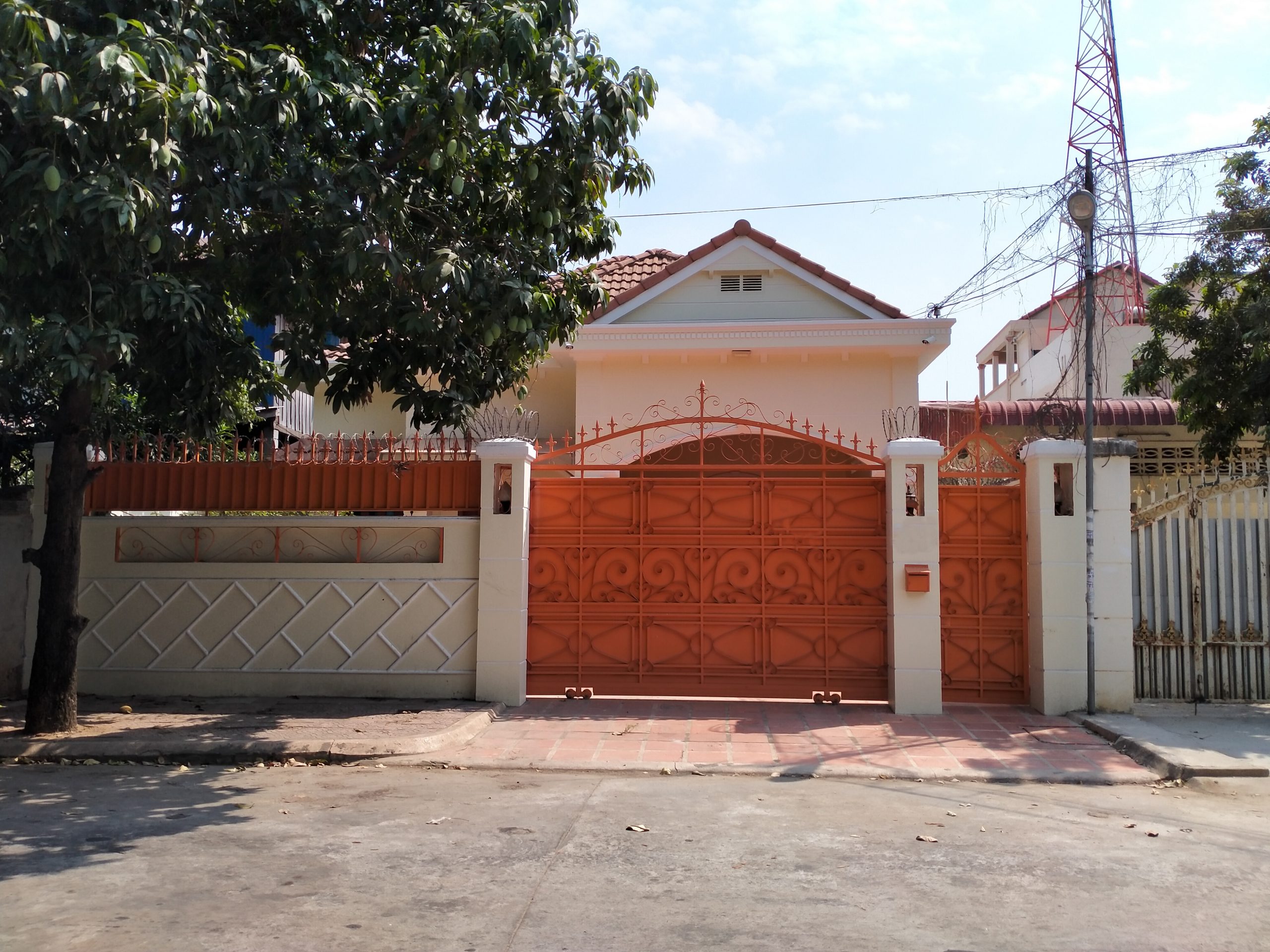 Four Bedrooms Villa for Rent in Toul Kork Area