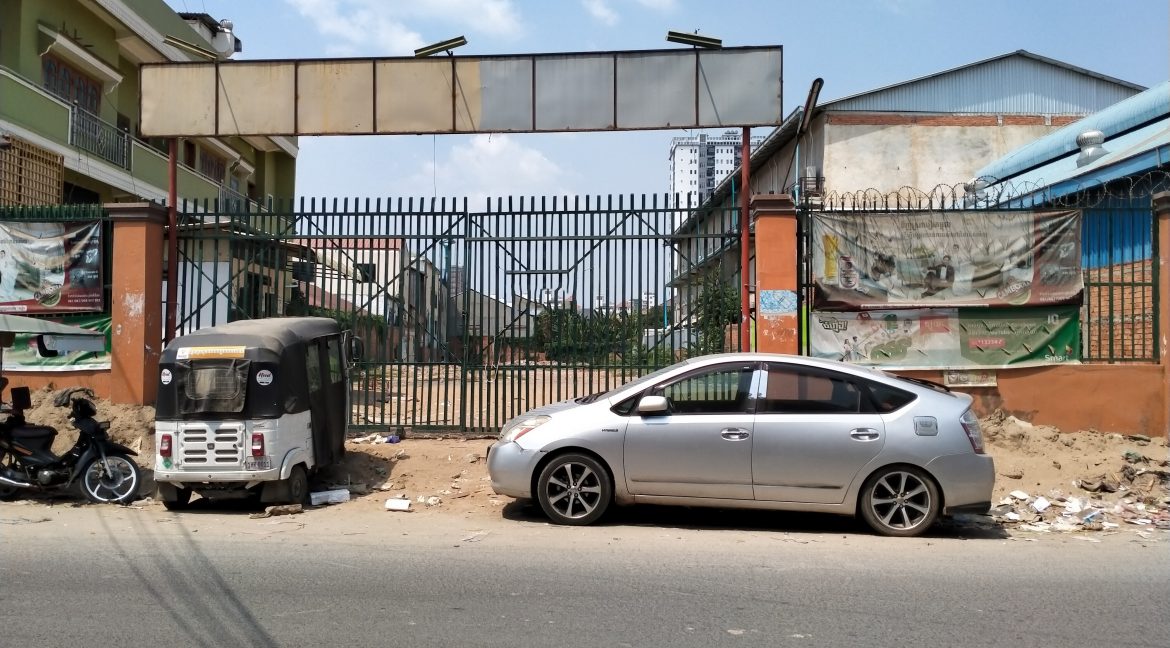 Good Location Land for Rent in Toul Tom Pong Area (2)