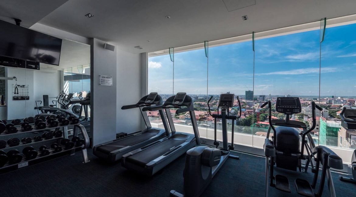 One Bedroom Apartment Located on the Main Road for Rent in BKK1 (2)