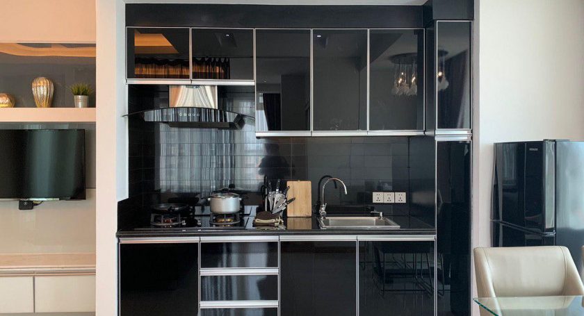 One Bedroom Apartment Located on the Main Road for Rent in BKK1 (4)