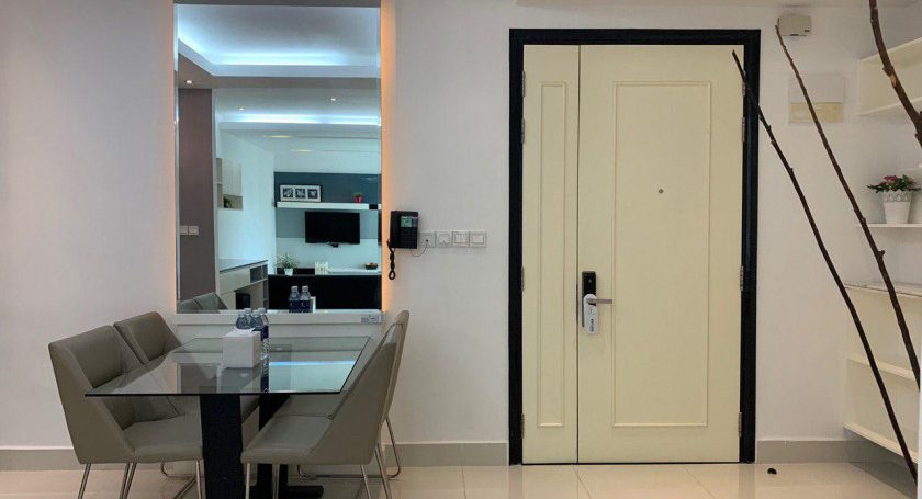 One Bedroom Apartment Located on the Main Road for Rent in BKK1 (7)