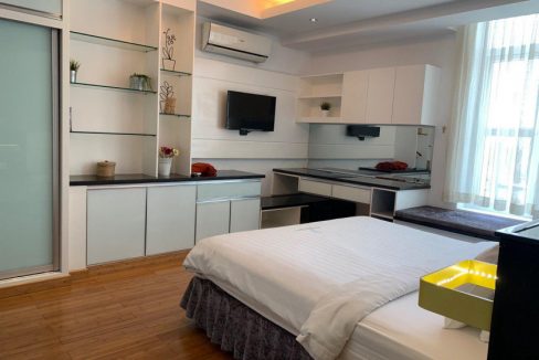 One Bedroom Apartment Located on the Main Road for Rent in BKK1 (8)