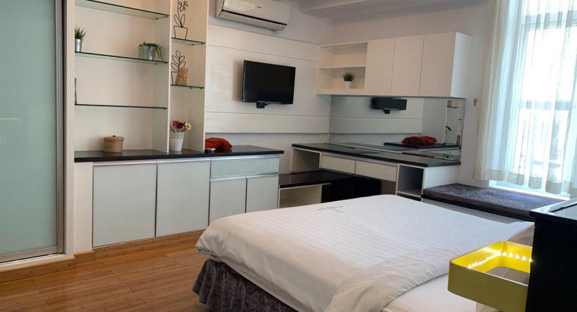 One Bedroom Apartment Located on the Main Road for Rent in BKK1 (8)