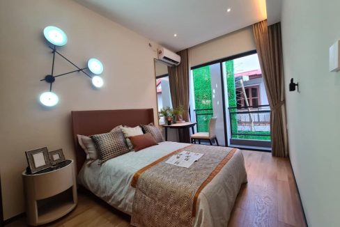 Smart Home Luxury Condominium for Sale in BKK1 (13)