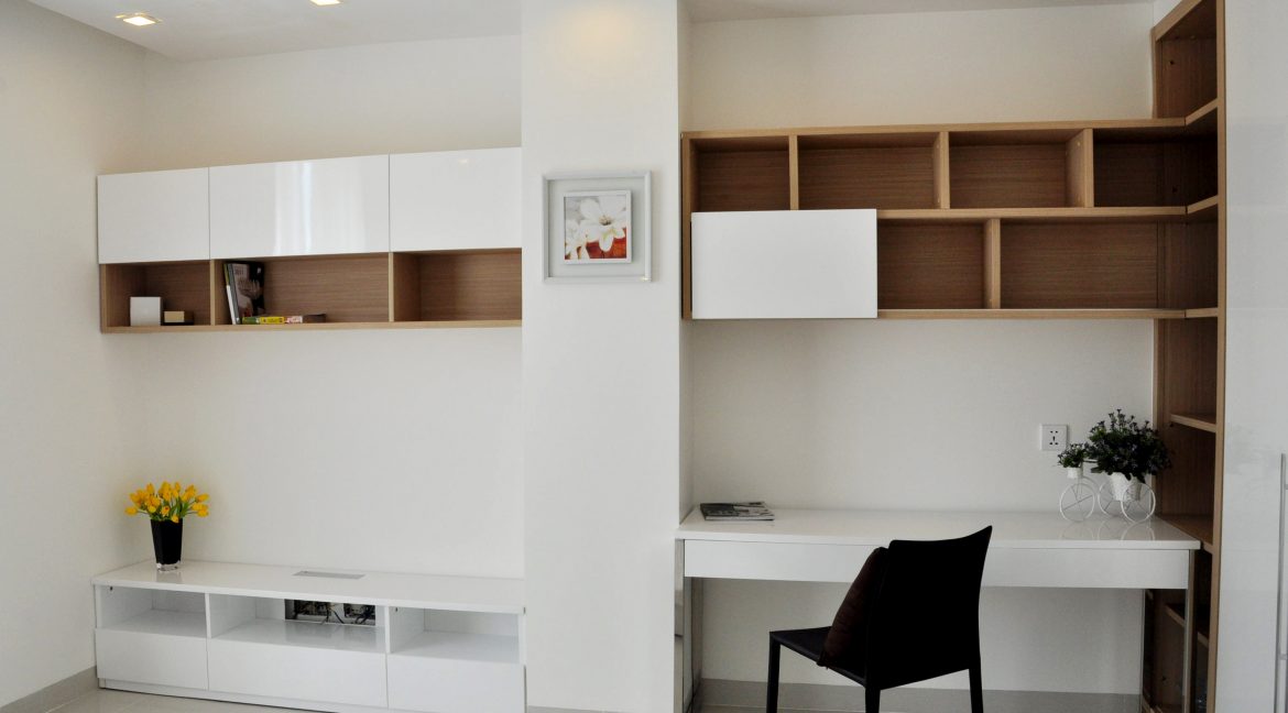 Swimming Pool and Gym Two Bedrooms Apartment for Rent in BKK1 (13)