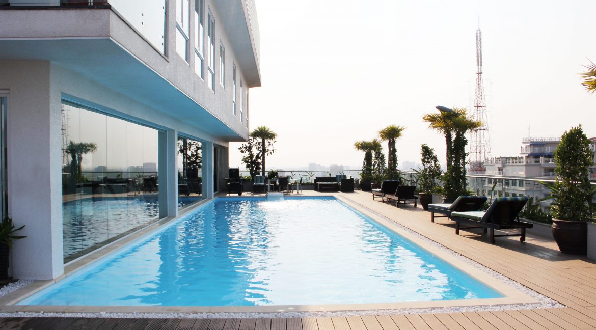 Swimming Pool and Gym Two Bedrooms Apartment for Rent in BKK1 (2)