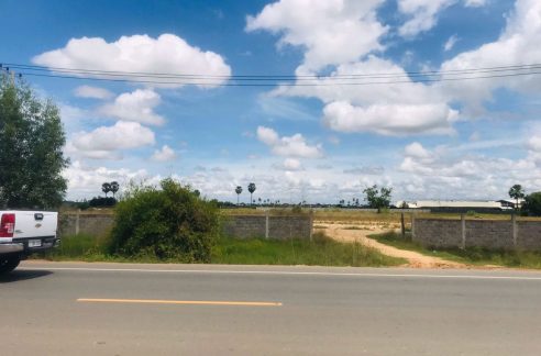 Good Location Land for Sale Near Oudong (1)
