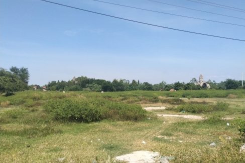 Industrial Land along National Raod 1 for Sale (1)