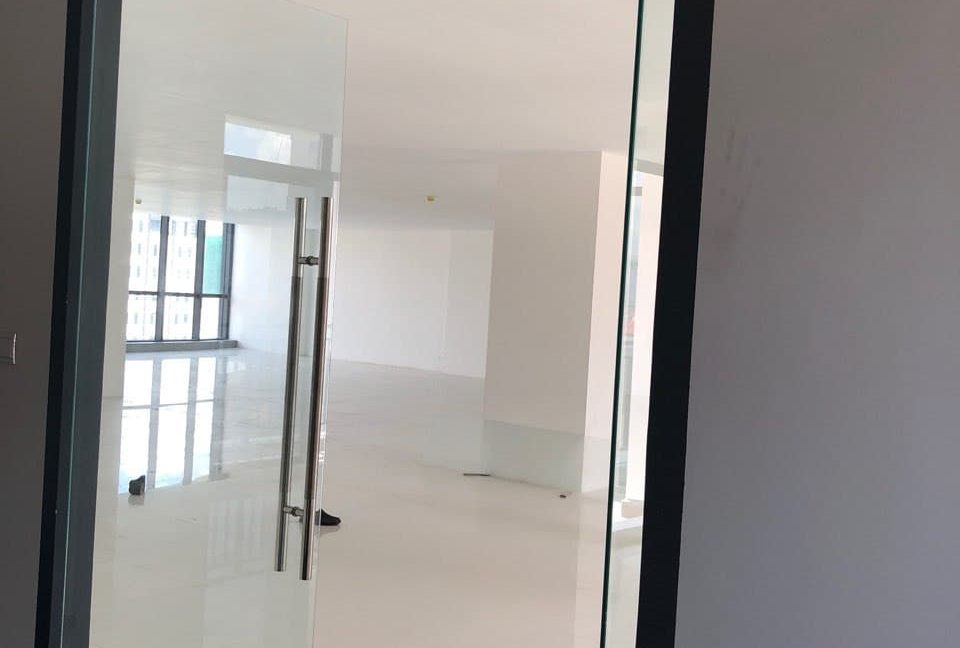 Office Space for Rent in Chamkarmon (5)
