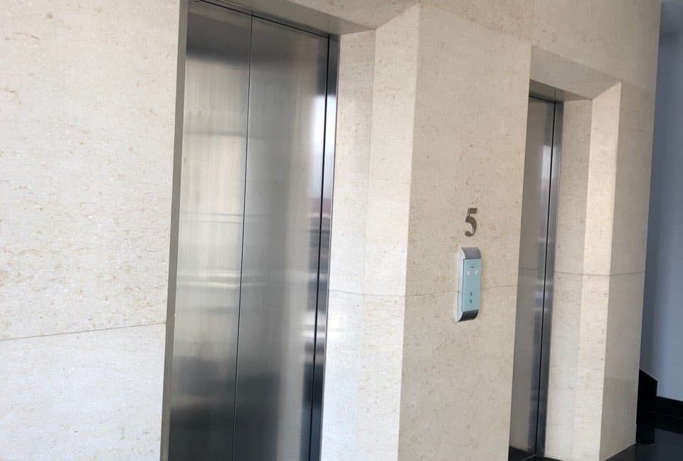 Office Space for Rent in Chamkarmon (7)