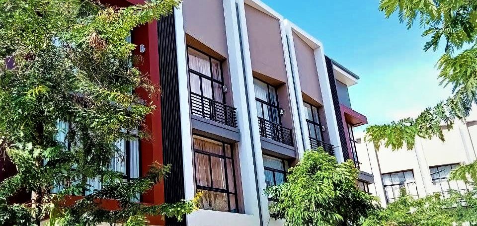 Shophouse for Sale at PH (2)