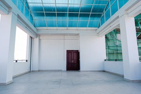 A Huge Whole Building for rent in Boeung Salang Area (8)