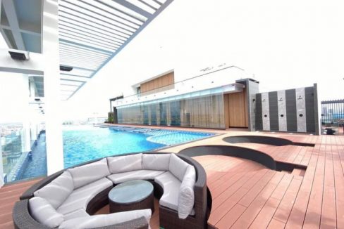 Swimming Pool Gym Apartment for Rent in Toul Svay Prey (2)