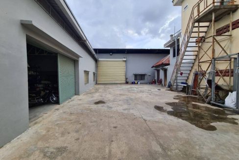 1. Warehouse for Rent in Sen Sok Area