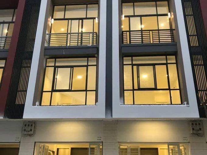 Beautifully Shophouse For Sale In Borey Peng Huoth Beng Snor Eco Sunrise (1)