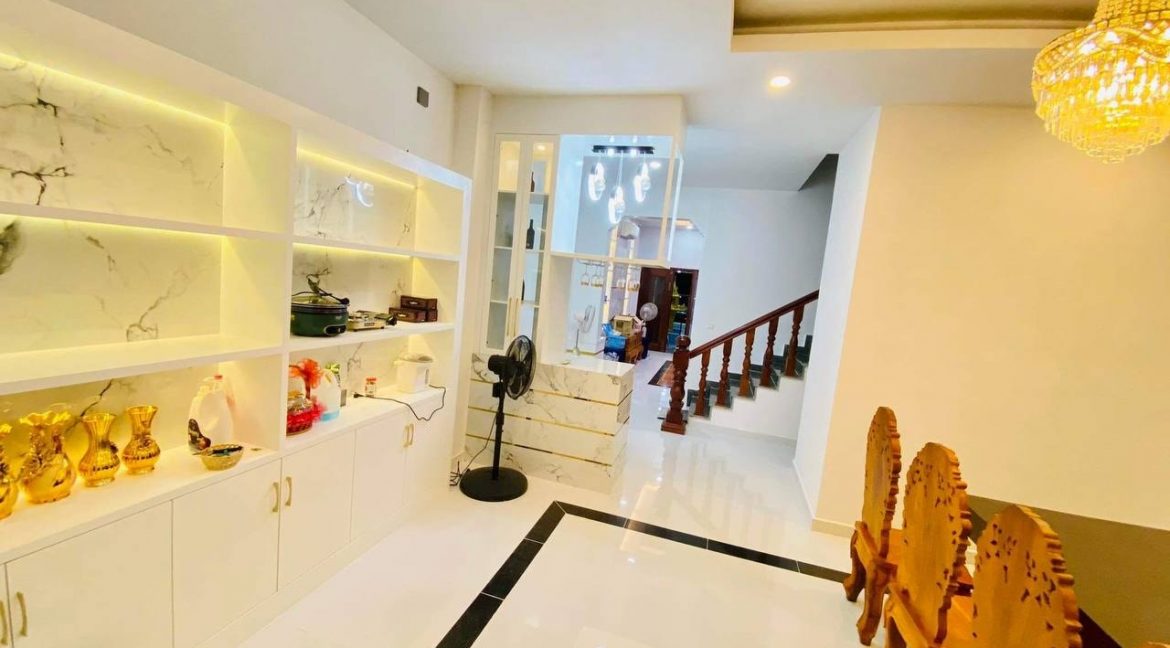 Beautifully Twin Villa for Urgent Sale Nearly by Aeon 2 Market (10)