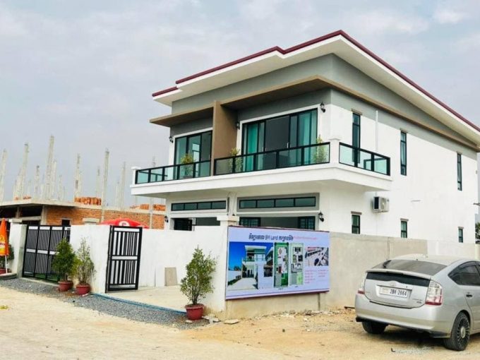 Classic Twin Villa For Sale In Khan Prek Pnov, (1)