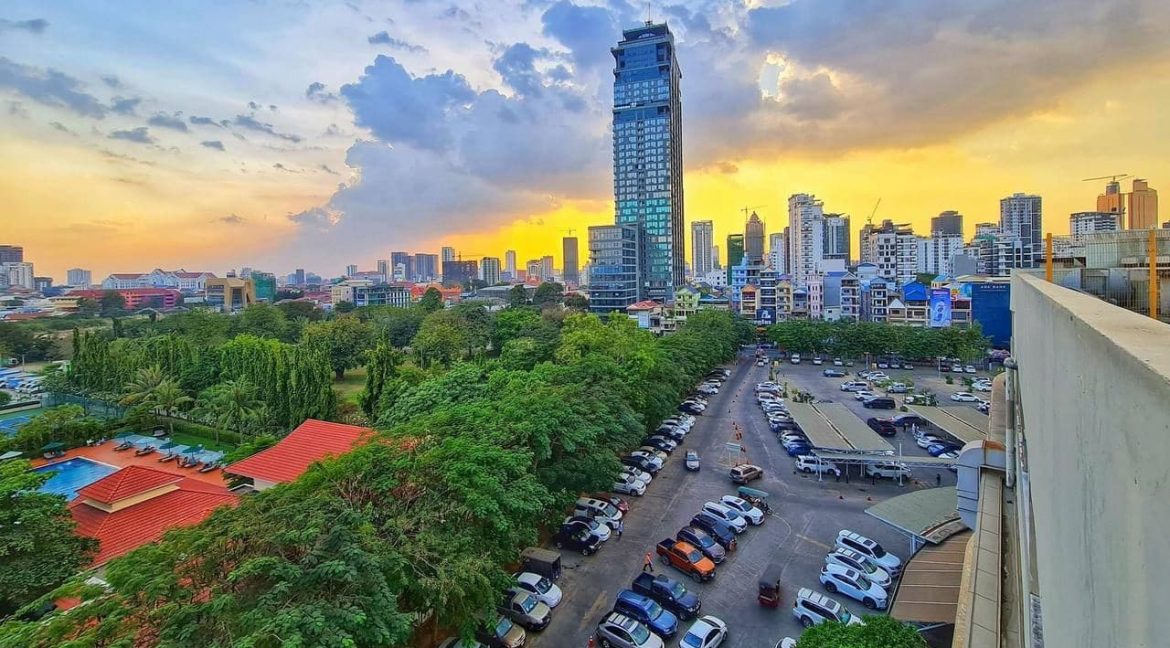 Good Location 2 Bedrooms Condominium for rent in front of Aeon Mall 1, Tonle Bassac (10)