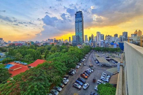 Good Location 2 Bedrooms Condominium for rent in front of Aeon Mall 1, Tonle Bassac (10)