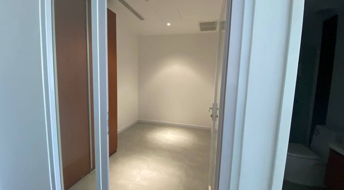 Good Location 2 Bedrooms Condominium for rent in front of Aeon Mall 1, Tonle Bassac (7)