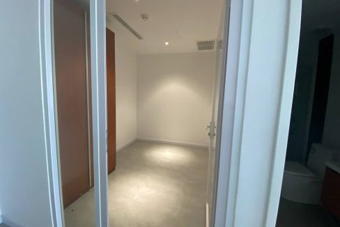 Good Location 2 Bedrooms Condominium for rent in front of Aeon Mall 1, Tonle Bassac (7)