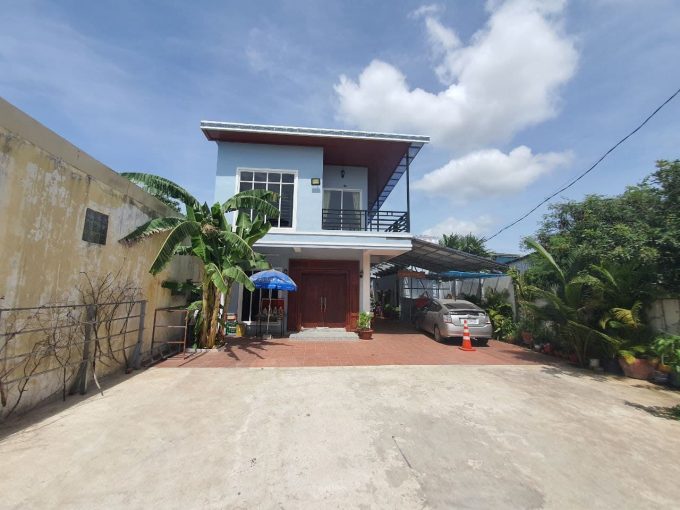 Home with Shop for Sales in Chbar Ampov Sanghat Preaek pra (1)
