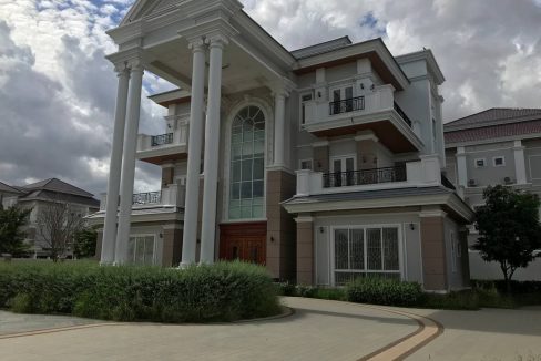 King A Villa For Sale In Borey Peng Huoth Boeng Snor Eco Melody (10)