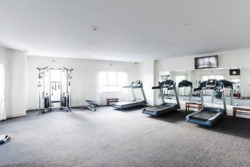 Lovely Studio Apartment for rent in TK is waiting for you to make it Home! (8)