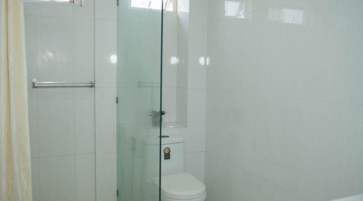 Modern 1 Bedroom Apartment for rent in BKK3 area is free booking now! (13)