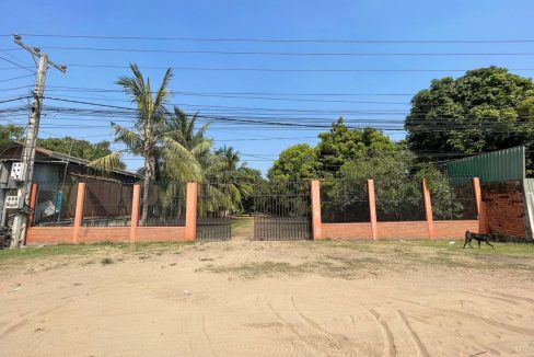 Spacious Land for sale along the National Road 1 in Prek Ek (3)