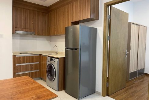 Spacious Luxury 1 Bedroom Condominium access with gym, swimming pool in 7 Makara (3)