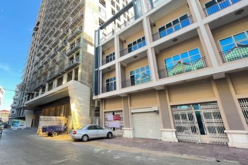 Two Flats for Rent near TK Supermarket is Available Now (2)