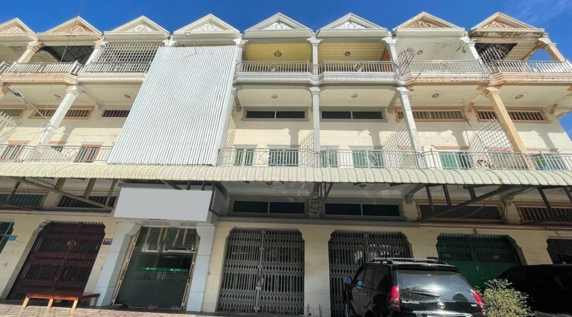 Urgent Shophouse for rent (2)