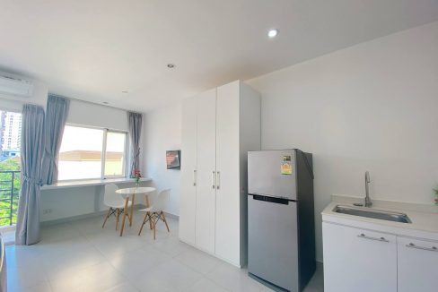 Beautiful Studio Service Apartment for rent in BKK1 (4)