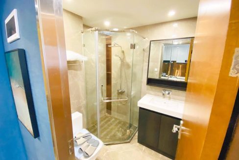 Brand New Studio Condominium for Sale along Tonle Sab River in Daun Penh (5)